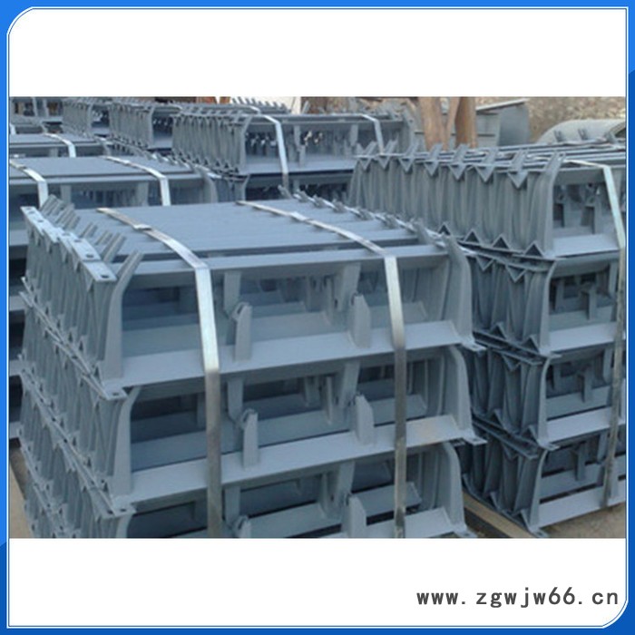 树德DT11型 槽型支架 调心托辊支架 深槽型托辊支架 弹簧板式缓冲托辊支架 不锈钢托辊支架图7