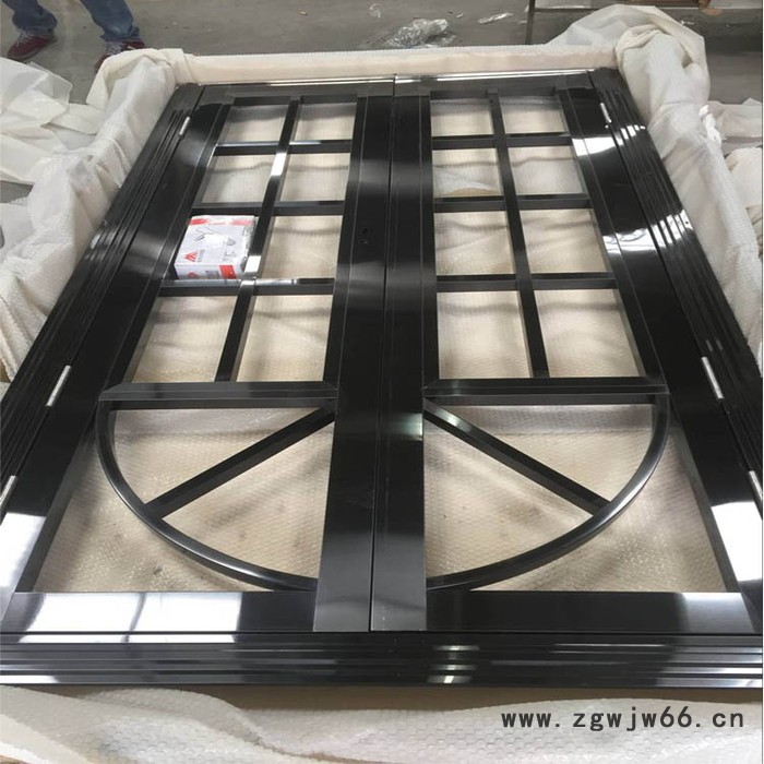 吉达旺批发304拉丝玫瑰金不锈钢地弹簧玻璃门 酒店镜面黑钛金不锈钢推拉门 不锈钢大门图4