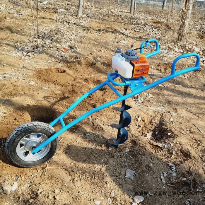 大豆种植基地除虫喷雾器   小区消毒喷雾器  多喷头喷幅2米打药机厂家图6