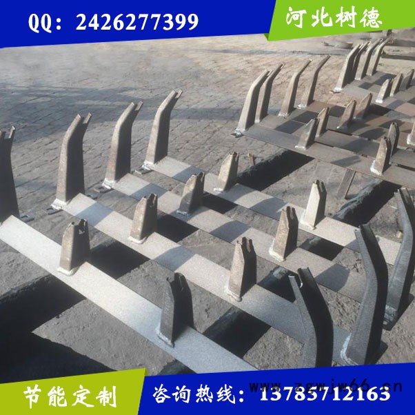 输送机托辊支架及托辊支架所有 中支柱边支柱等冲压件树德可调槽角托辊支弹簧板式缓冲托辊支架 锥形托辊支架 不锈钢托辊支架图2