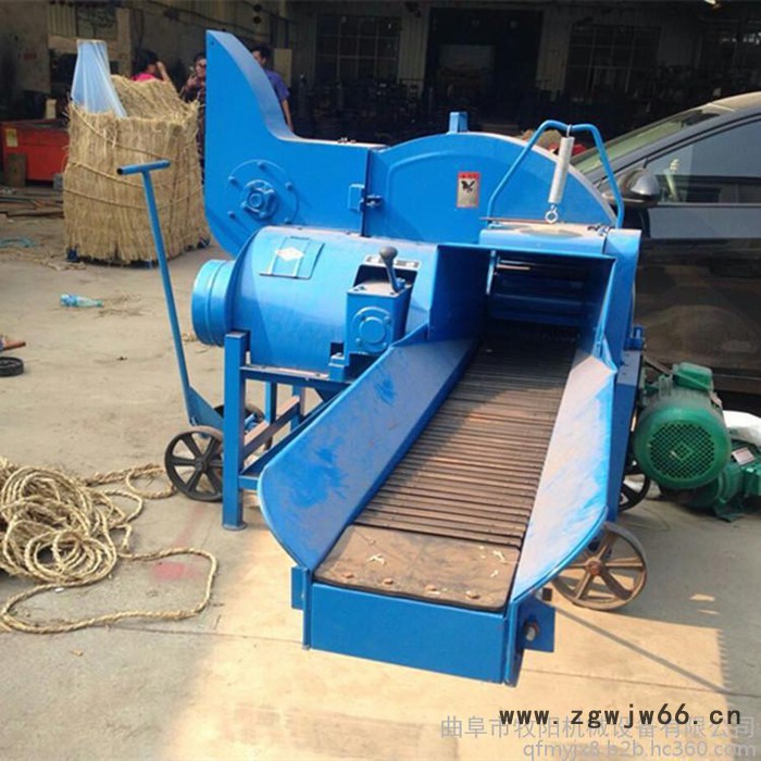 移动式高喷头铡草机 农作物秸秆铡草揉丝机 牛羊养殖牧草粉碎机图5
