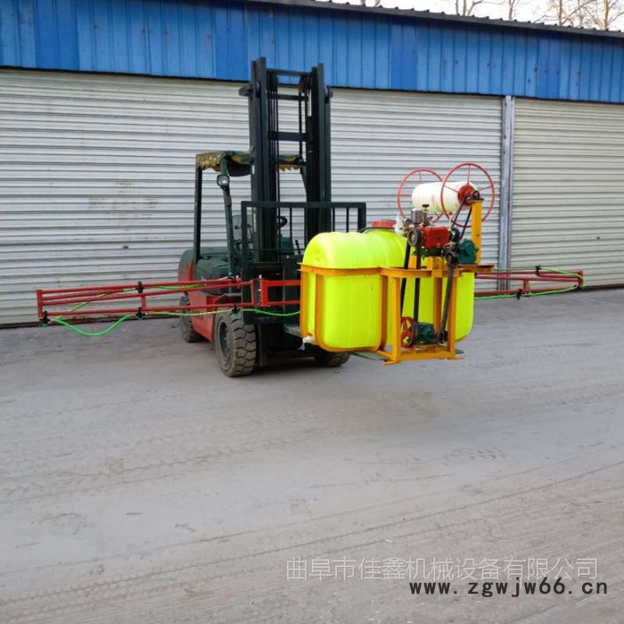 2019新拖拉机打药机高效节能 消毒杀虫用喷雾机  喷头间距喷向可调牵引式喷雾器厂家图4