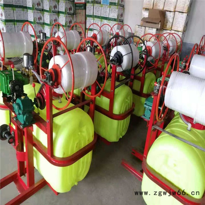 2019新拖拉机打药机高效节能 消毒杀虫用喷雾机  喷头间距喷向可调牵引式喷雾器厂家图5