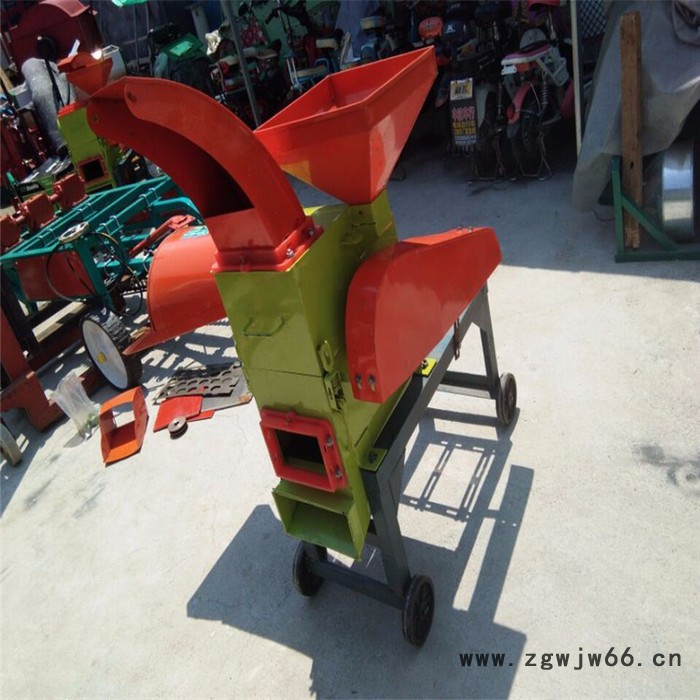 家用节能高产铡草机 立式秸秆揉丝高喷机 高喷头牧草粉碎机视频图3
