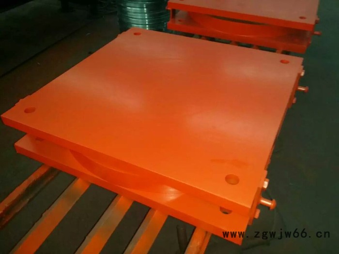 浙江省丽水市 QZ（2009）球型支座 弹簧限位滑动支座 减隔震球铰支座图2