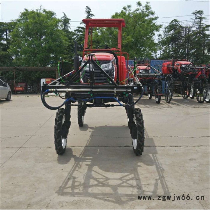 水旱田喷杆式喷雾机 宇晨自走式四驱农田撒肥打药车 多喷头杀虫机价格