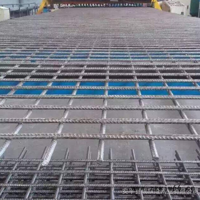 【瑞旗隆】厂家现货直销钢筋网片 冷轧带肋钢筋网片 弹簧钢筋网片 平纹编织钢筋网片图2