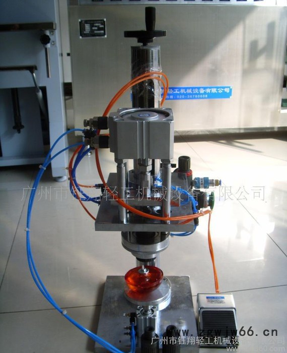 钰翔SGJ香水锁盖机 旋盖机 扎口机 喷头抓口机图3