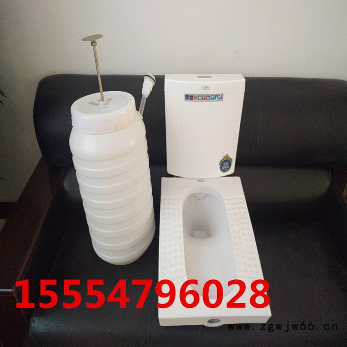 农村改厕35l高压冲厕桶 PE材质冲厕器 冲水桶 高压压力桶 水循环环保塑料桶 含喷头和防臭器 旱厕改造专用图2