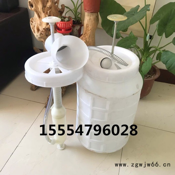 农村改厕35l高压冲厕桶 PE材质冲厕器 冲水桶 高压压力桶 水循环环保塑料桶 含喷头和防臭器 旱厕改造专用图8