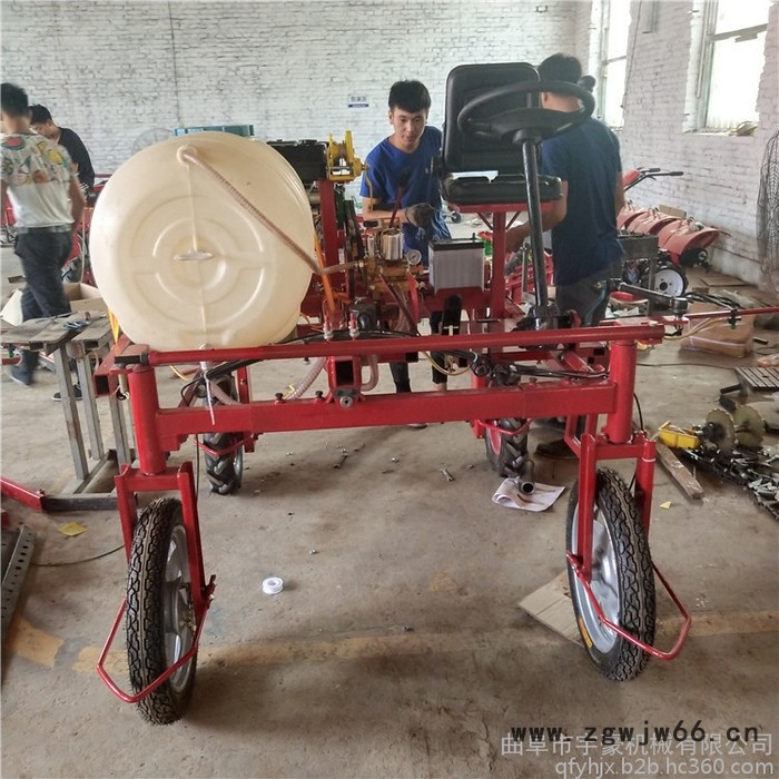 自走式果园打药机  果园打药车喷头 驾乘式喷雾机价格图4