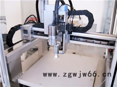 大气等离子清洗设备批发 等离子清洗机功率可调 大喷头旋转等离子蚀刻机 单面处理等离子清洗机图2