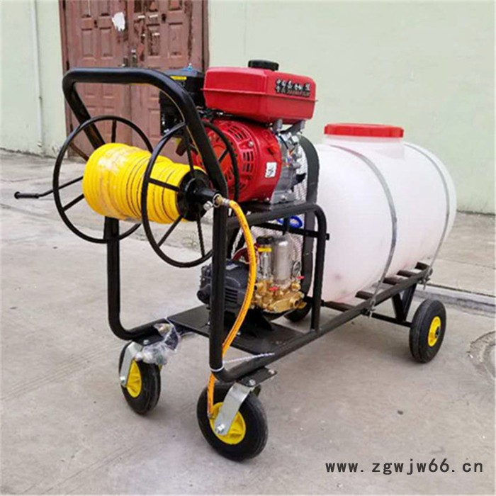 拖拉机悬挂打药机拖拉机带悬挂式打药机 多喷头图4