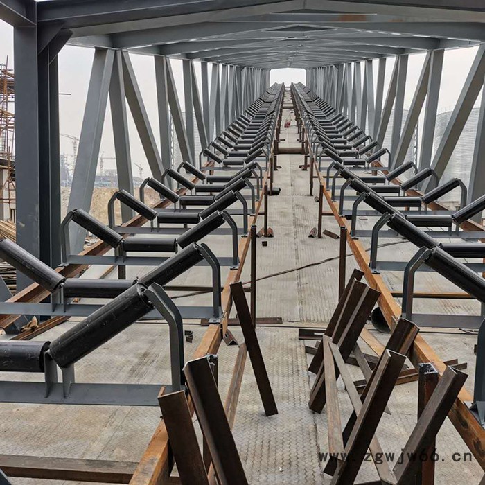 厂家生产 铁质托辊  带式输送机配件弹簧板式槽行托辊图5