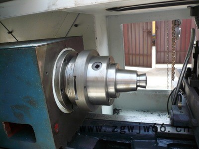 CK6125J机床  精密数控车床 精密数控仪表车床 气动弹簧夹头精密仪表数控车床图2