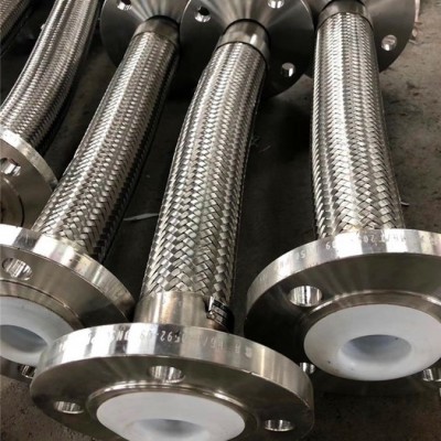 昕彤厂家生产销售  不锈钢弹簧四氟软管   四氟钢丝软管   欢迎来电咨询