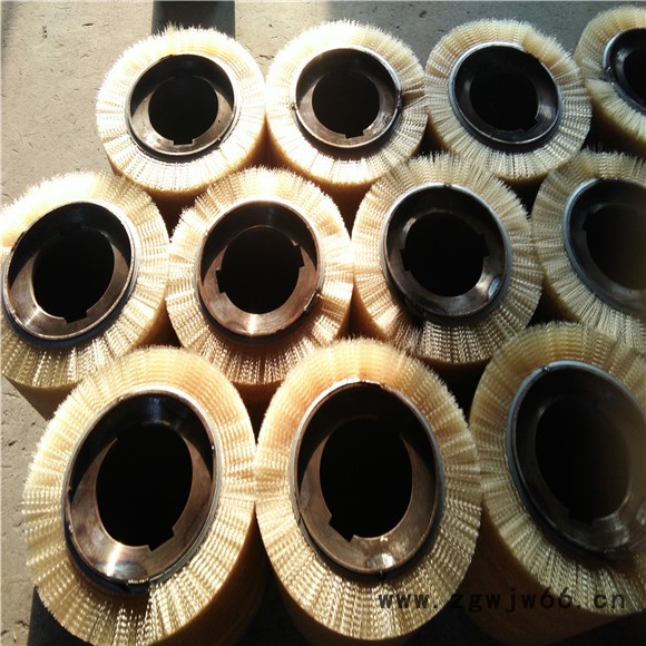 铜板清洗机毛刷辊钢辊体钢带缠绕辊刷波纹尼龙丝弹簧刷辊铝板脱脂线毛刷图7