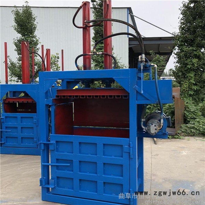 薄铁皮液压打包机 恒泰蓬松物料打包机 海绵弹簧垫压块机价格图4