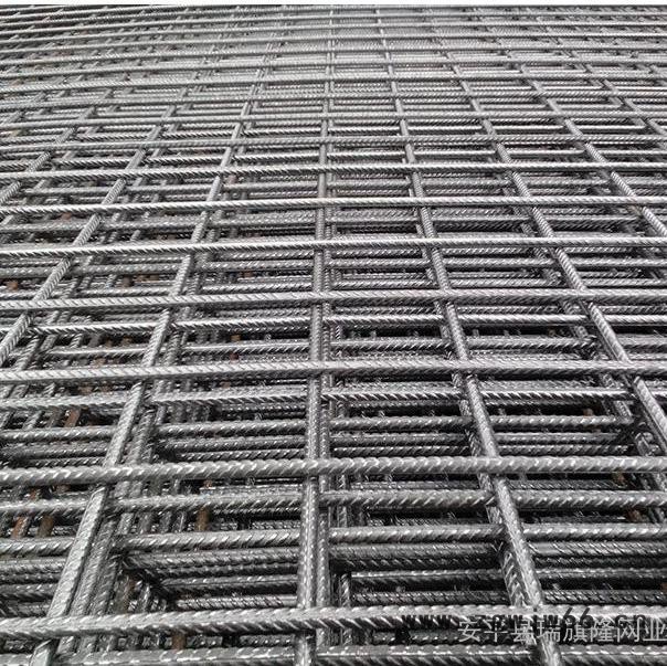 河北瑞旗隆厂家钢筋网片 E6钢筋焊接网片 混泥土钢筋网片 钢筋网片搭接 钢筋网片批发 弹簧钢筋网片图2
