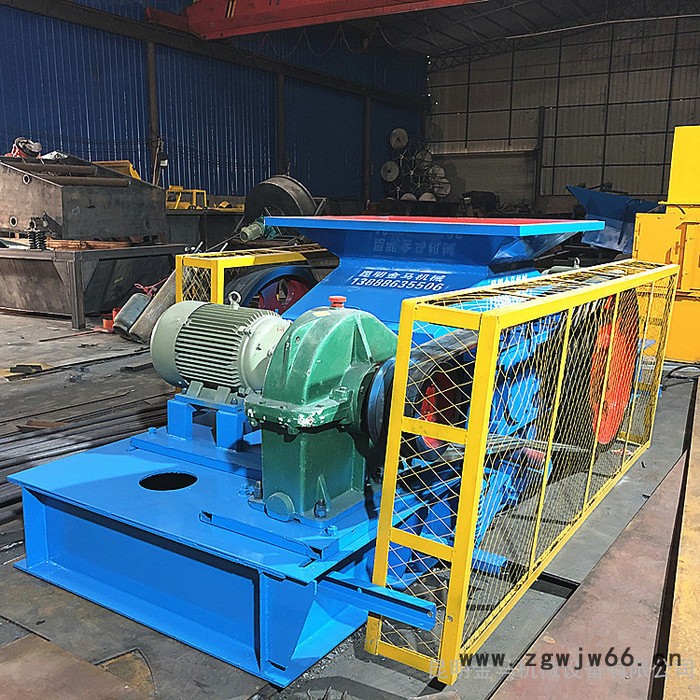 昆明对辊式制砂机 液压齿辊破碎机 液压弹簧制砂机 双辊破碎机 金马机械图5