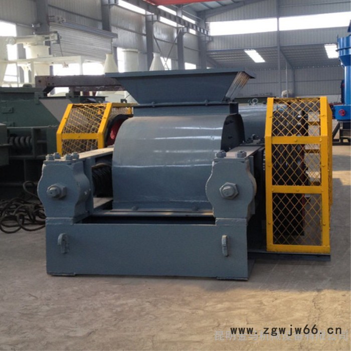 大型液压对辊式破碎机 昆明双辊式制砂机 弹簧对辊破碎机 液压齿辊破碎机金马机械图3