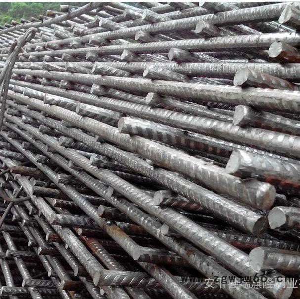 瑞旗隆丝网厂家加工生产钢筋网片 螺纹碰焊钢筋网片 弹簧钢筋网片 D10钢筋焊接网片 CRB550钢筋焊接网片图3