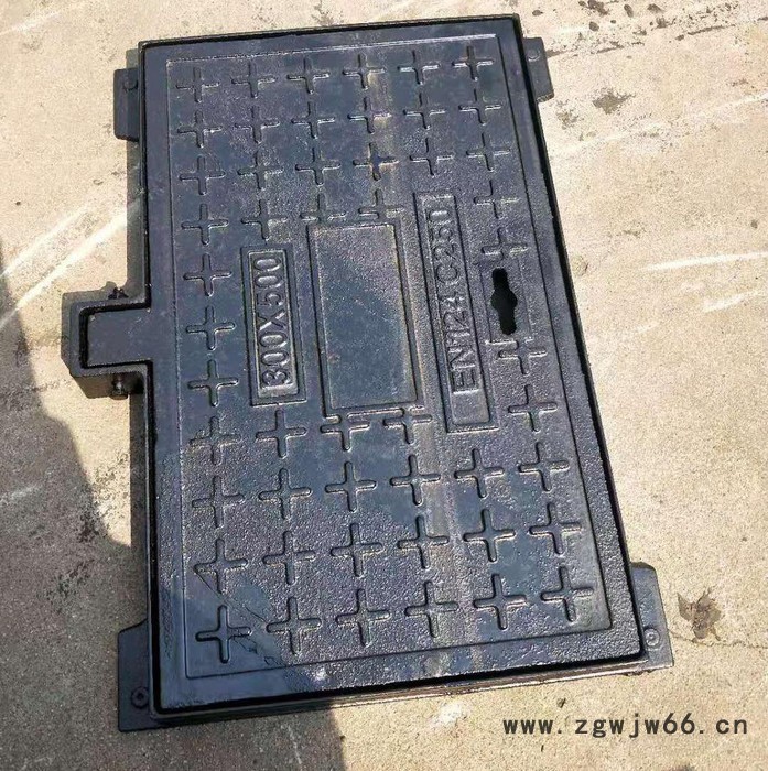 700型铸铁井盖 球墨井盖 五防井盖 隐形井盖 双层井盖  市政井盖 重型井盖 生产厂家图2