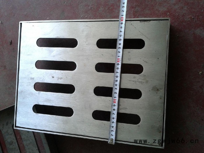 不锈钢井盖  各种类型井盖   兴化华展  专业井盖制造  ** 方形井盖