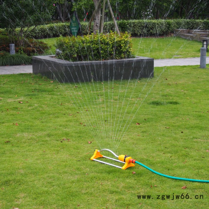 塑料双向自动摇摆喷水器  高铁养护专用喷头  花园浇花自动洒水器  草坪养护灌溉洒水器  农业苗圃喷头图3