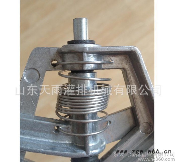 摇臂喷头雨水FPY-1/草坪喷头/不可控/1寸外扣/铝锌合金园林喷头图2