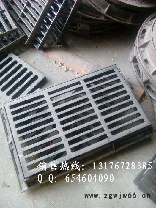 防盗井盖 球墨铸铁井盖 防盗井盖 井盖厂家 井盖价格图5