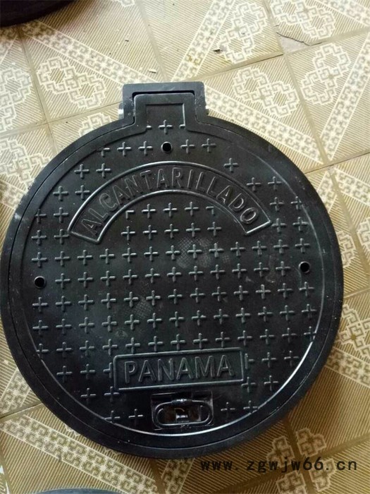 伊春 加油站用井盖 万诚  玻璃钢市政检查井井盖 玻璃钢通讯检查用井盖图3