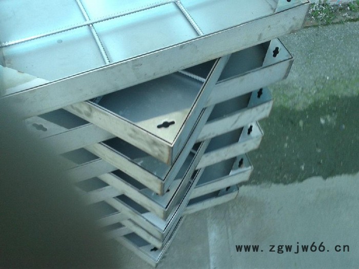 华展 不锈钢井盖厂家 专业厂家图2