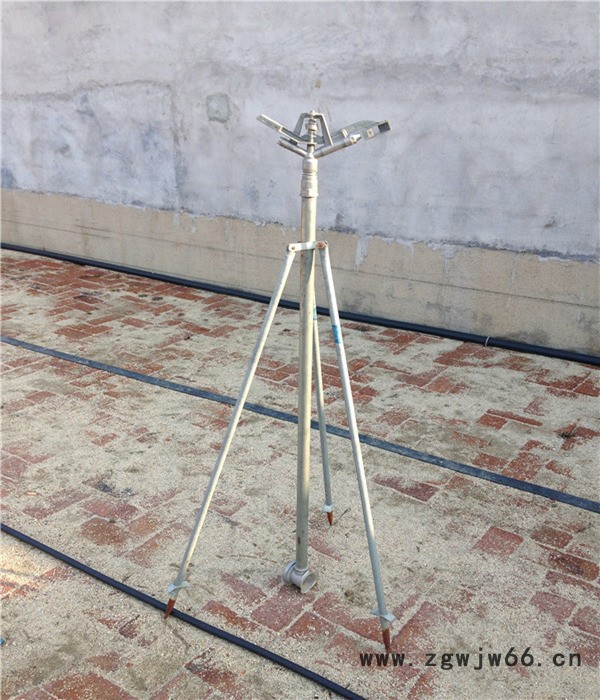 莱芜清润节水 专业生产合金喷灌喷头  质量稳定 大田专用 省时省工 增产增收图5