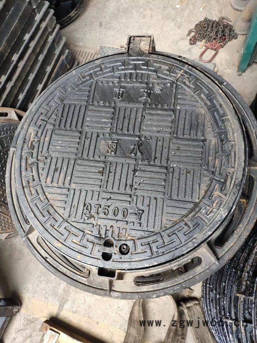 700球墨铸铁井盖 市政井盖 重型铸铁井盖**图3