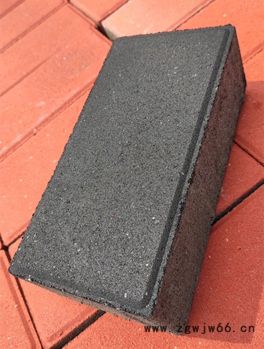 井盖   透水砖  彩瓦  水泥制品图8