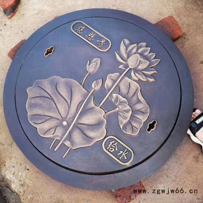 妙缘铜雕厂家批量定制纯铜井盖铜浮雕雕刻荷花纹铜井盖装饰品图7