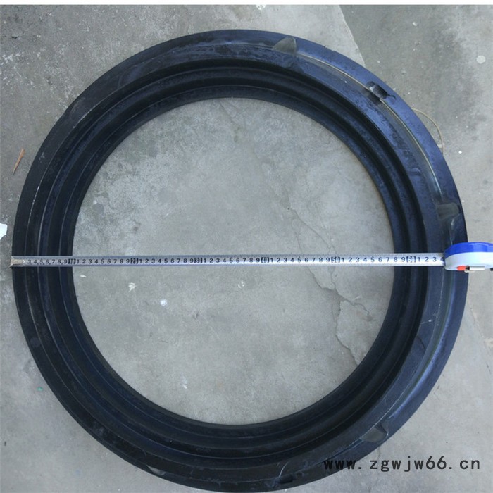 西藏那曲装饰井盖图7