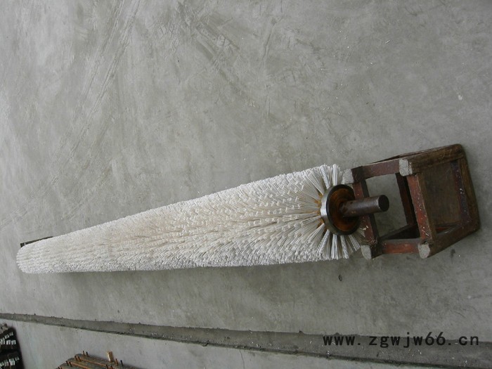 蓉阆   慧泉刷具   大量供应滚筒刷   缠绕式滚筒刷  欢迎选购图3