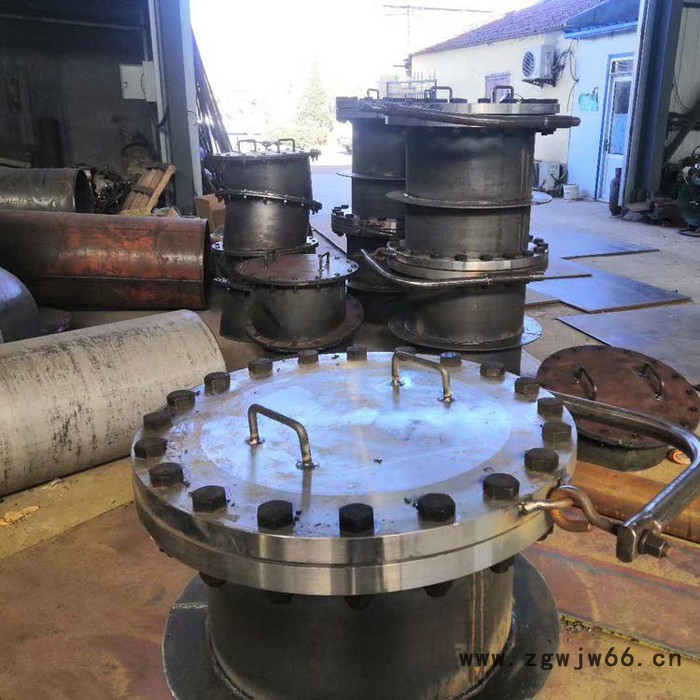 金帆顺 DN700 人孔井盖  人孔厂家 吊盖人孔 大量现货图3