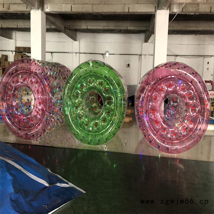 华津气模生产销售2.2米pvc水上滚筒tpu滚筒水上球图5