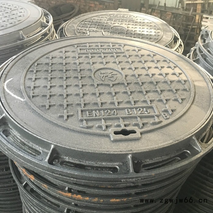 球墨铸铁圆井盖 鑫益通 山东球墨铸铁井盖现货图3
