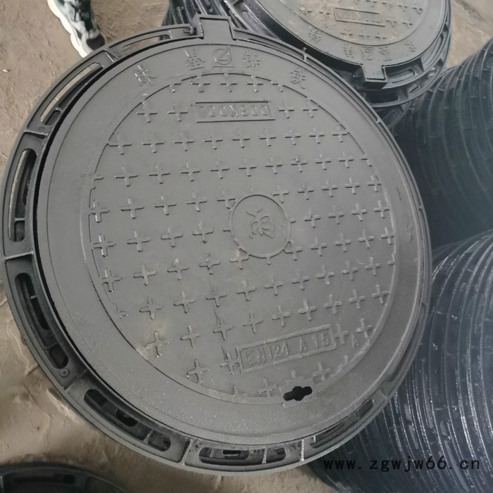球墨铸铁圆井盖 鑫益通 山东球墨铸铁井盖现货
