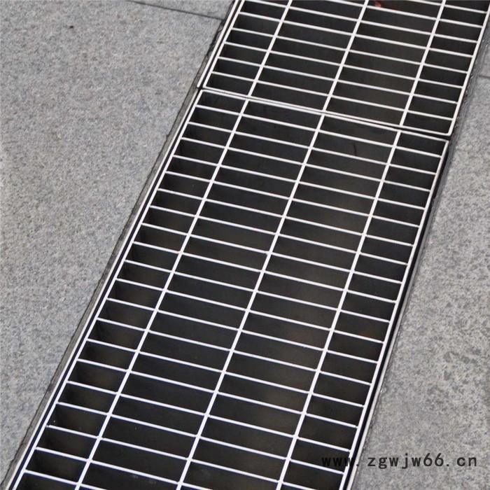 融欧 排水井盖 供应焊接镀锌踏步板 定制不规则镀锌钢格板 工业排水沟盖板图6