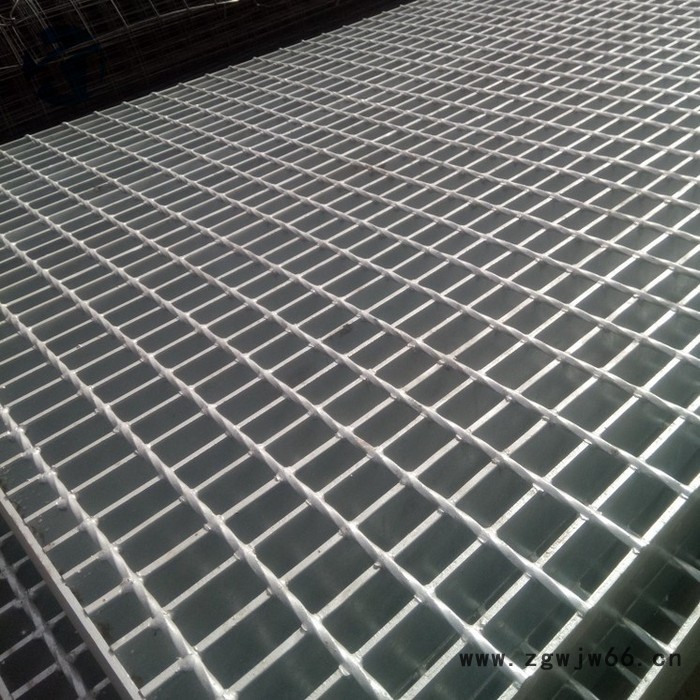 安平厂家供应重型过车钢格板轻型走人格栅板花纹板井盖镀锌沟盖板制作树池盖板图3