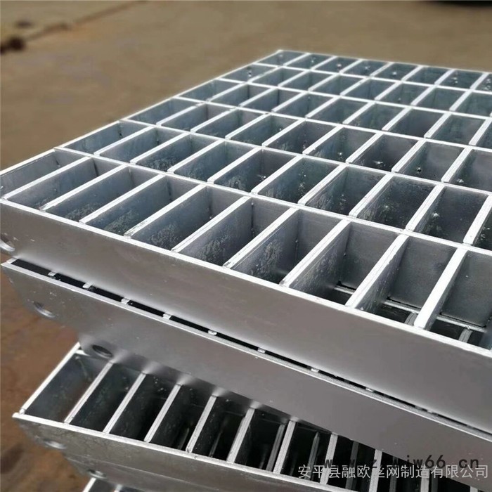 【融欧】 排水井盖 厂家镀锌重型平台钢格板 港口机场重荷插接压锁格栅板 重型钢格板图8