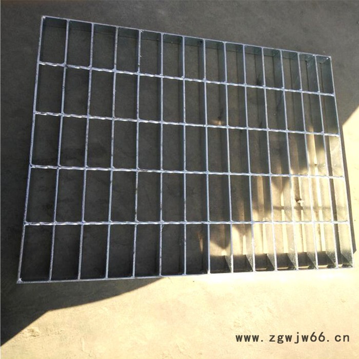 万春现货热 镀锌钢格板 井盖排水沟盖板 喷漆防滑网格板图4