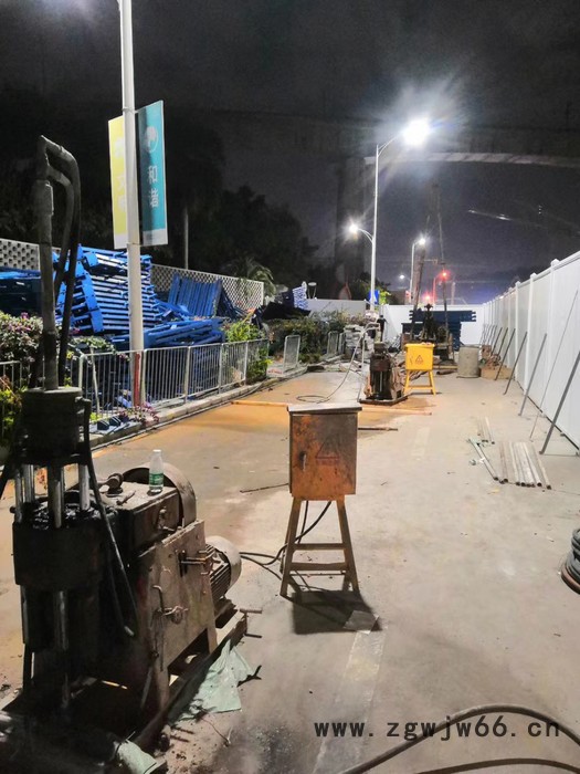 河南信阳息县地下室防堵注浆用水下抗渗堵漏注浆剂        井盖修补材料、薄层修补材料图6