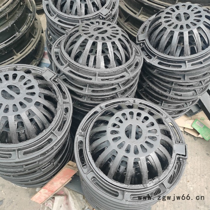 现货供应圆溢流井 鑫益通 山东球墨铸铁井盖