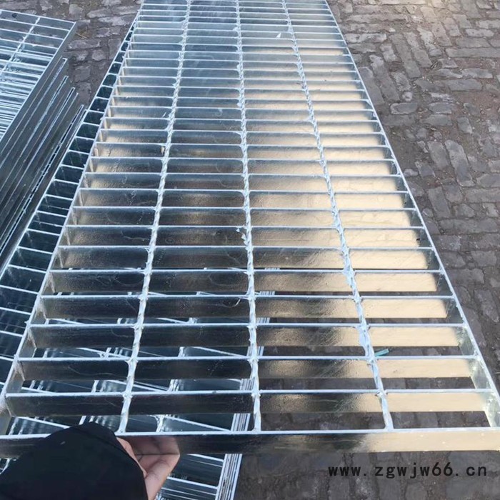 格板厂家直供沟盖板热镀锌钢格板排水钢格板集水坑沙井盖板平台钢格板图4